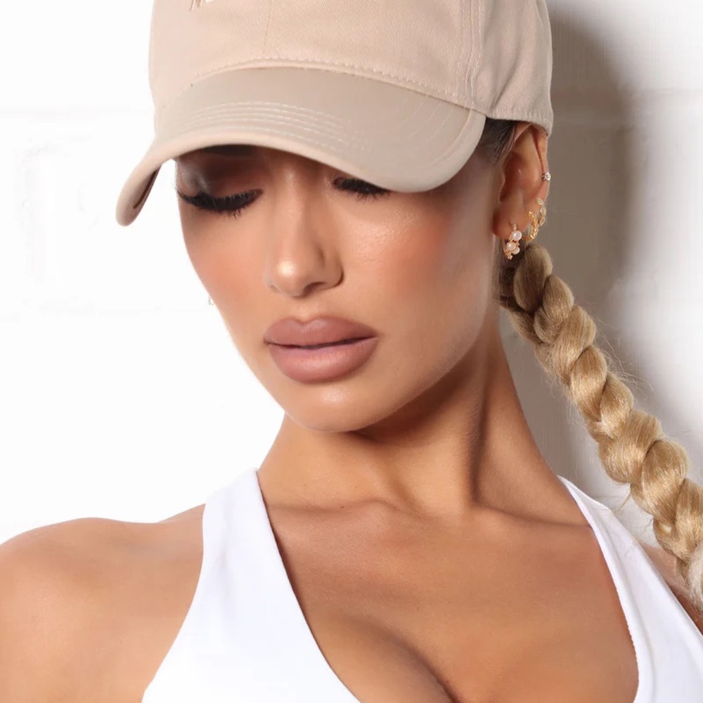 NWOT faux suede cap from love your melon